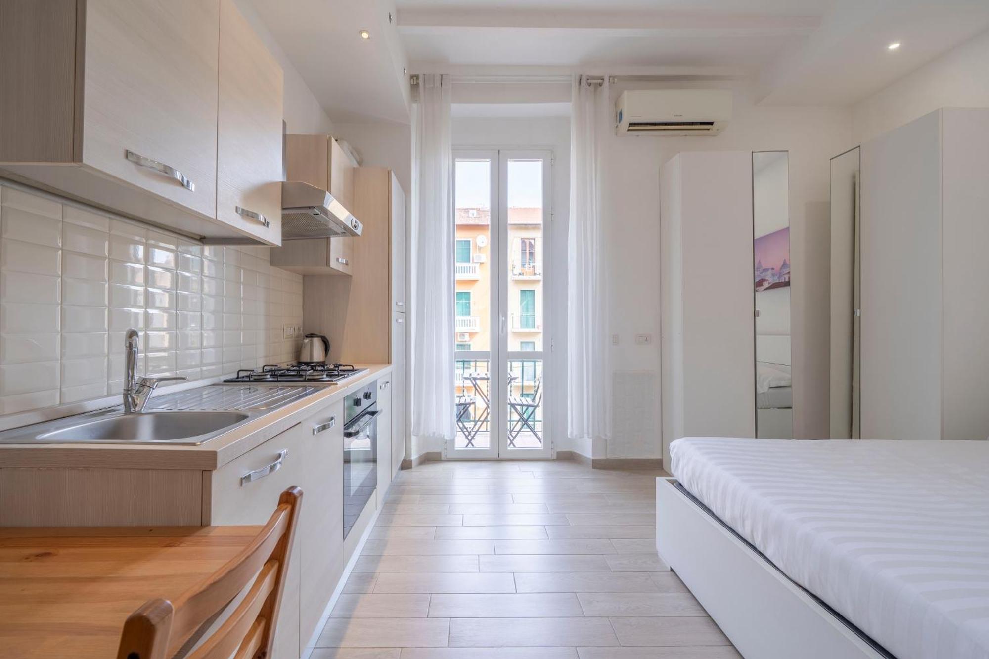 Napoli Apartment Mailand
